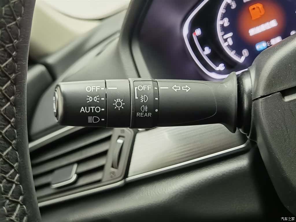 Honda Accord, 2018 21