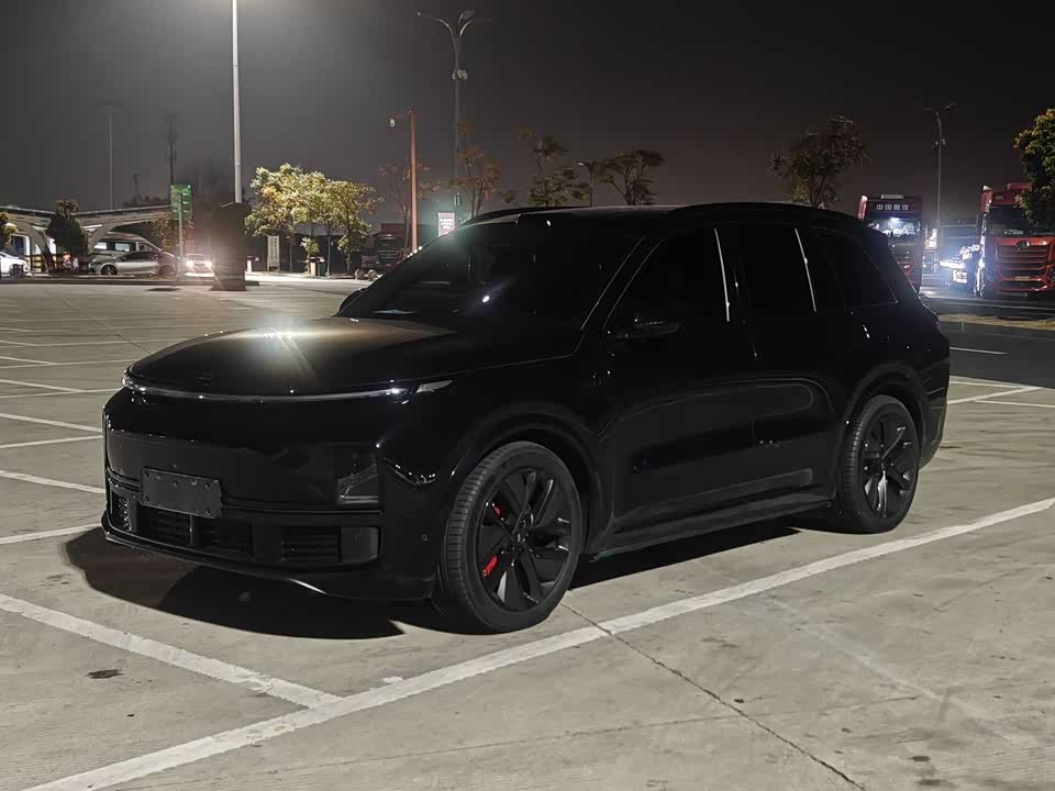 Li Auto Ideal L8