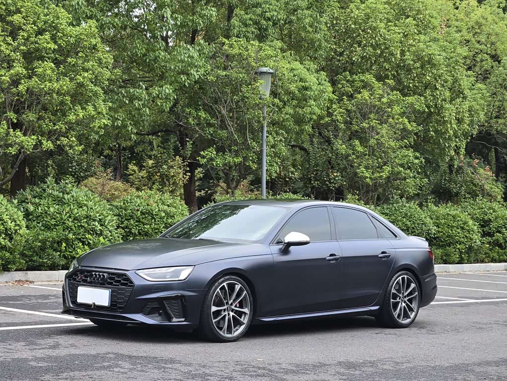 Audi S4