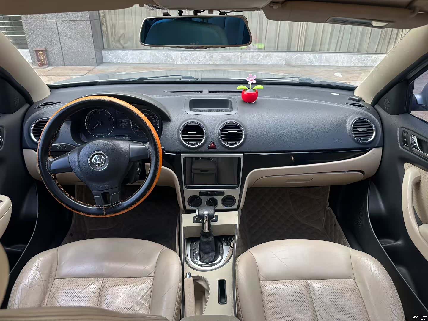 Volkswagen Lavida, 2011 6