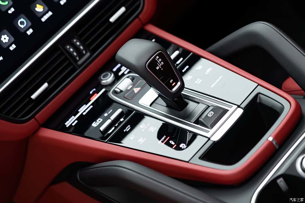 Porsche Cayenne, 2022 16