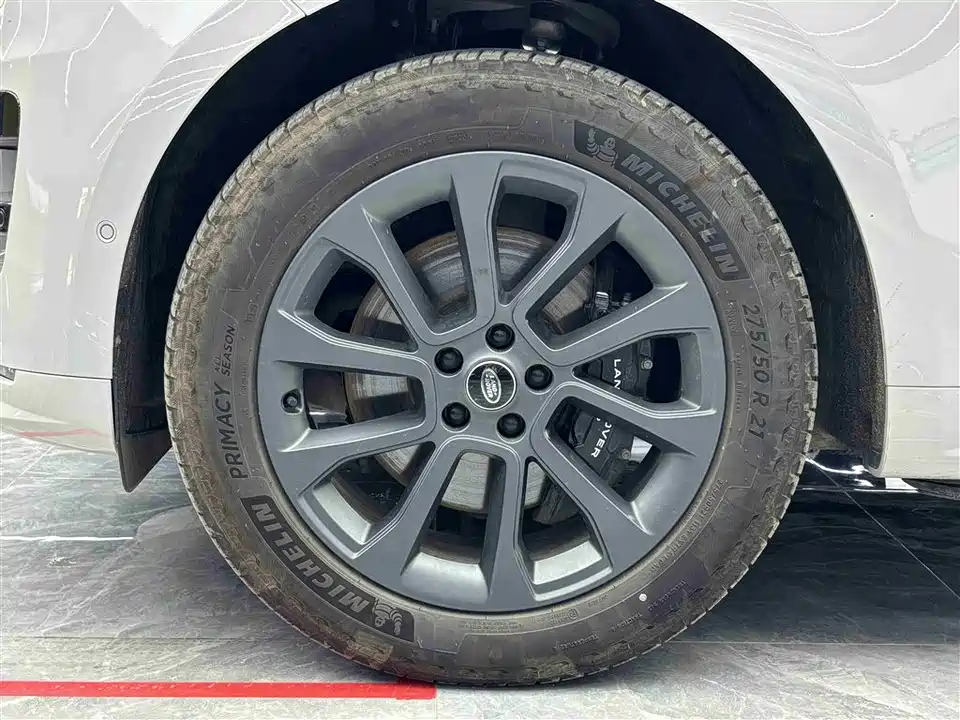 Land Rover Range Rover Sport Land Rover Range Rover Sport