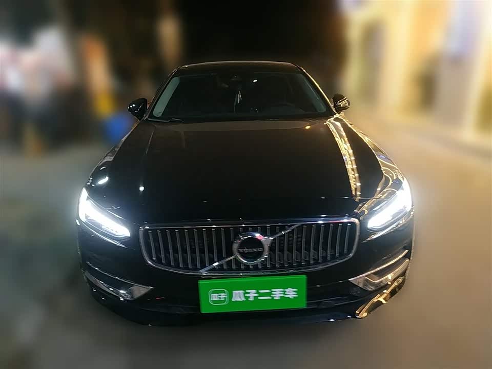 Volvo S90