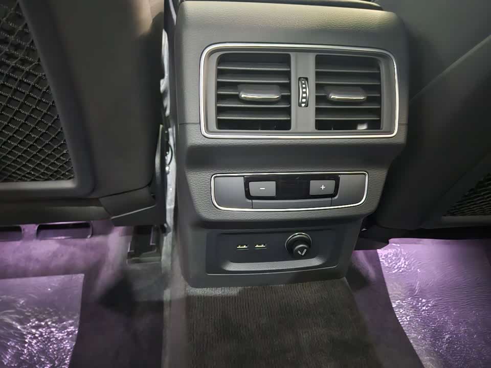 Audi Q5L Sportback