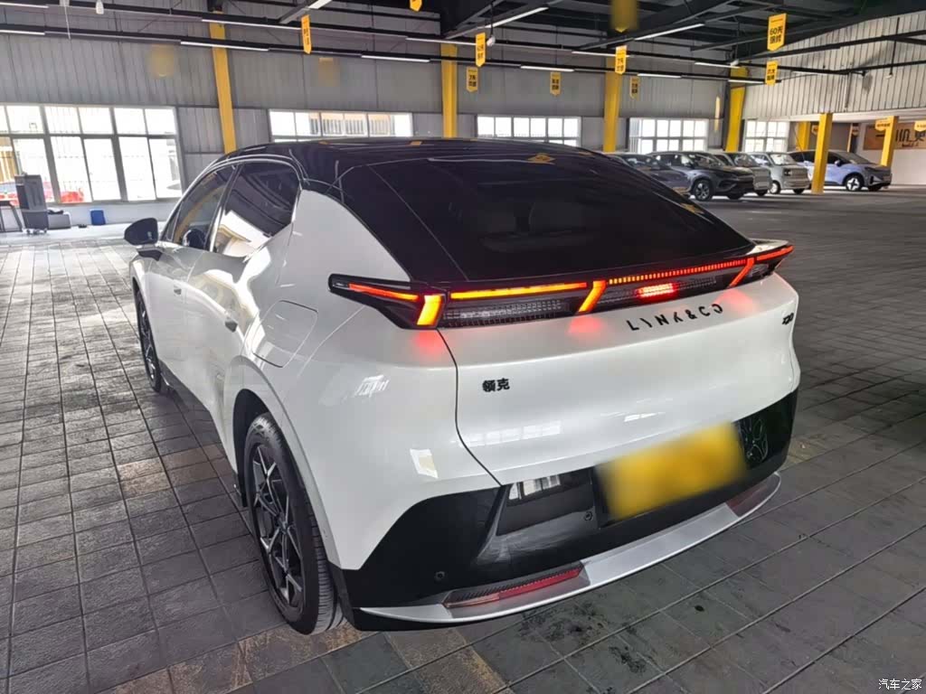 Lynk & Co 02, 2025 все фото
