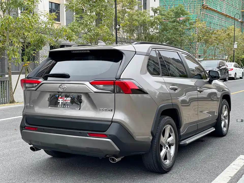 Toyota RAV4 Rongfang