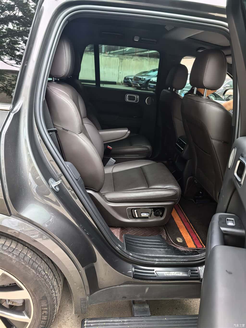 Li Auto L8, 2023 7