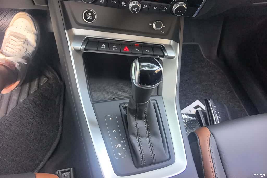 Audi Q3, 2021 16