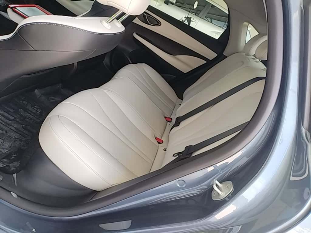 BYD Seal, 2025 17