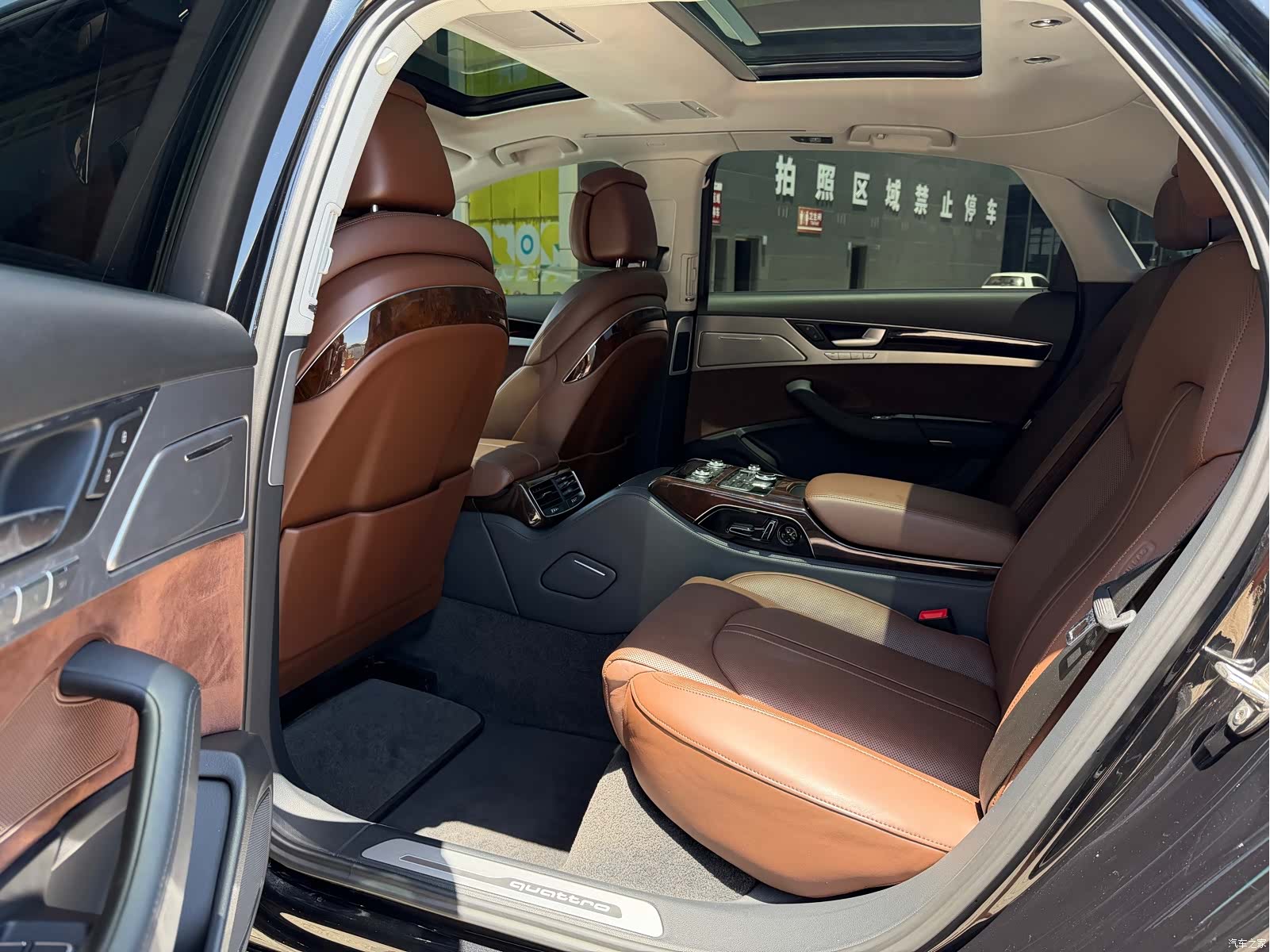 Audi A8L, 2015 12