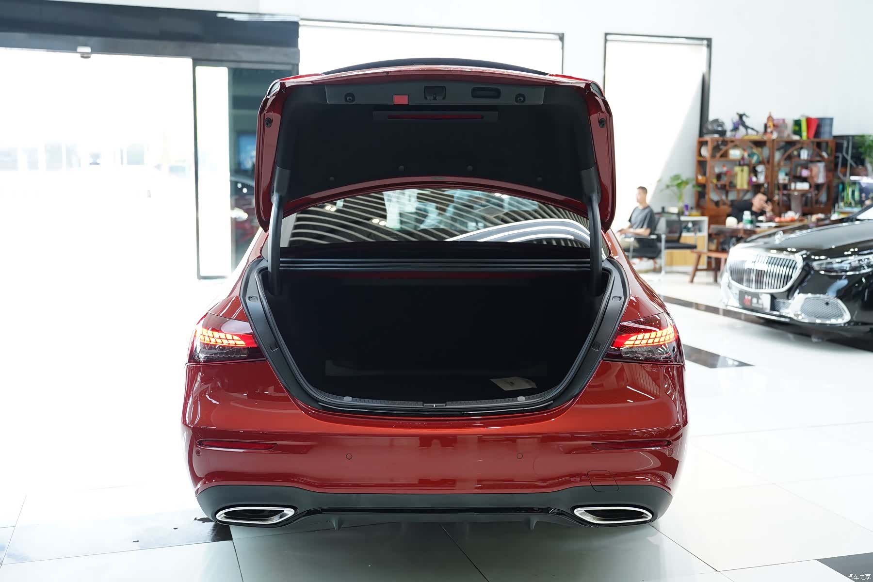 Mercedes-Benz E-Class, 2020 13