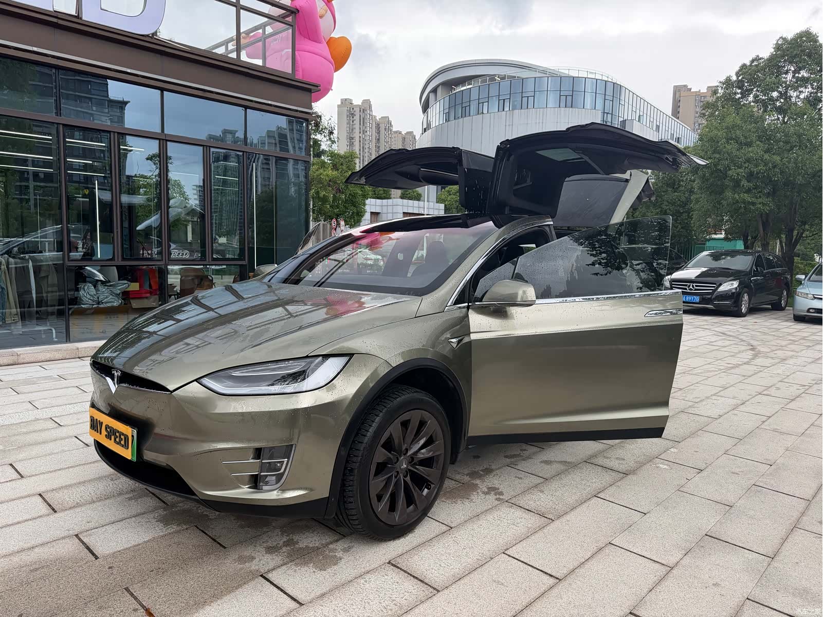 Tesla Model X, 2018 6