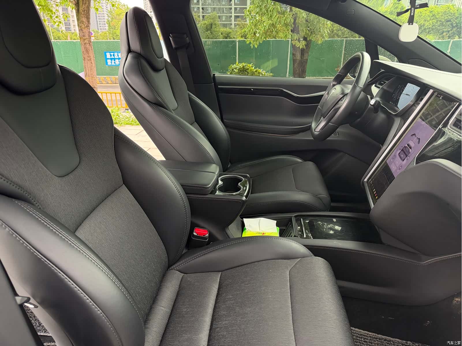 Tesla Model X, 2018 14