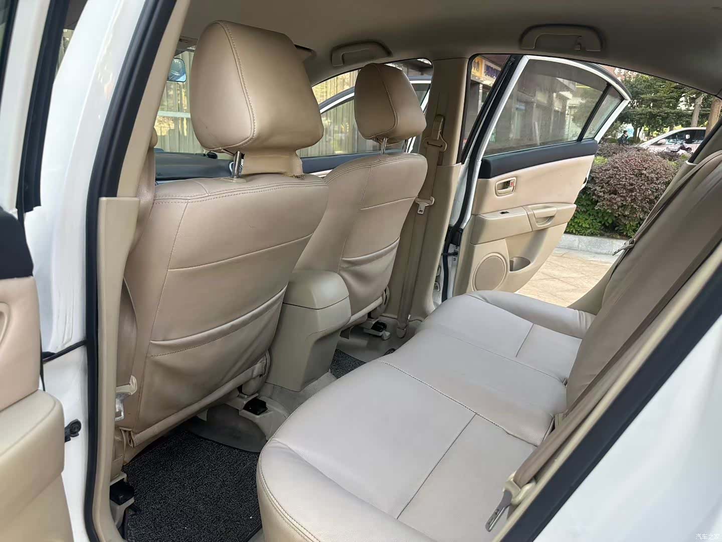 Mazda 3, 2012 все фото