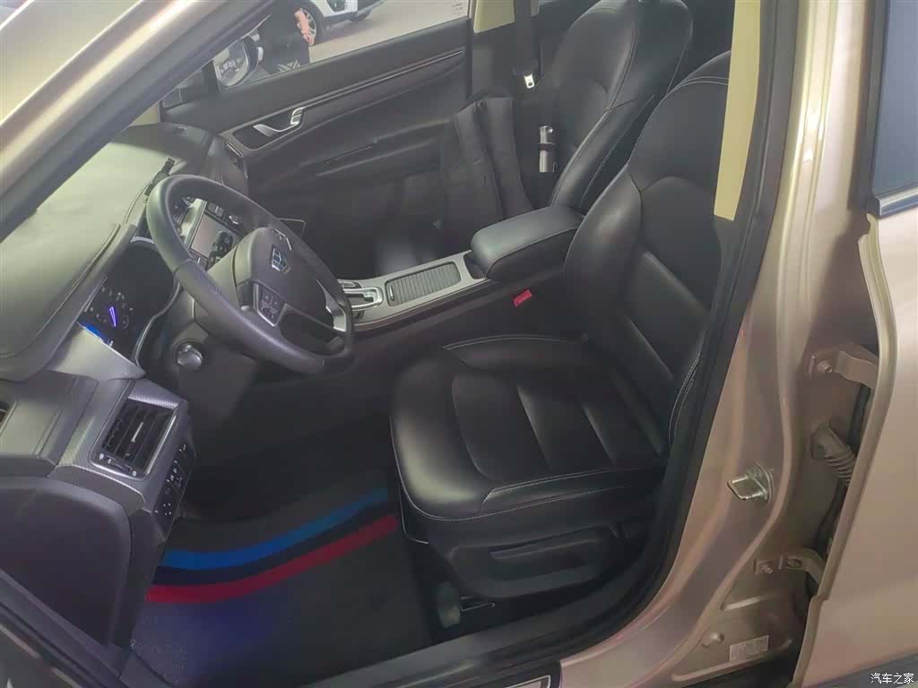 Geely Emgrand, 2017 15