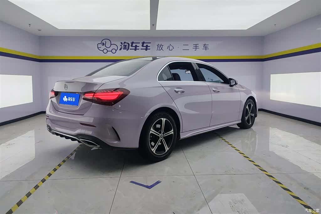 Mercedes-Benz A-Class, 2023 3