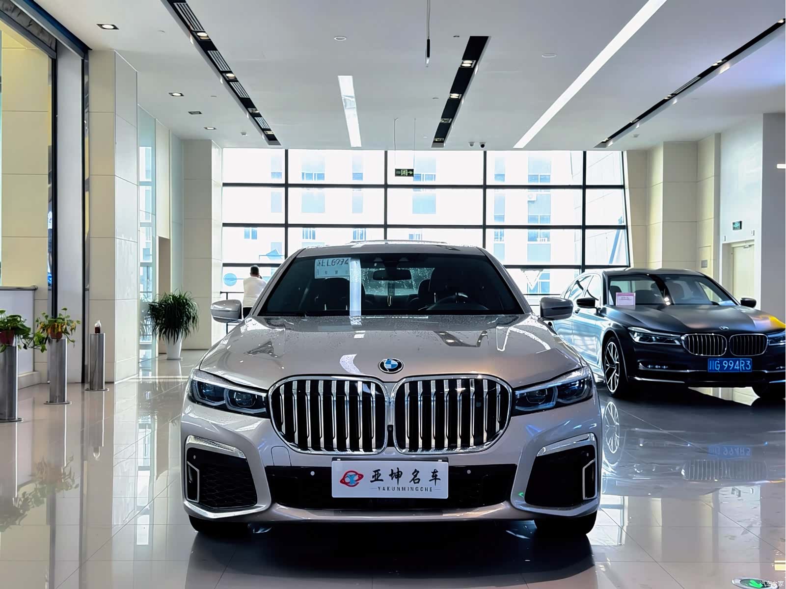 BMW 7 Series, 2016 1