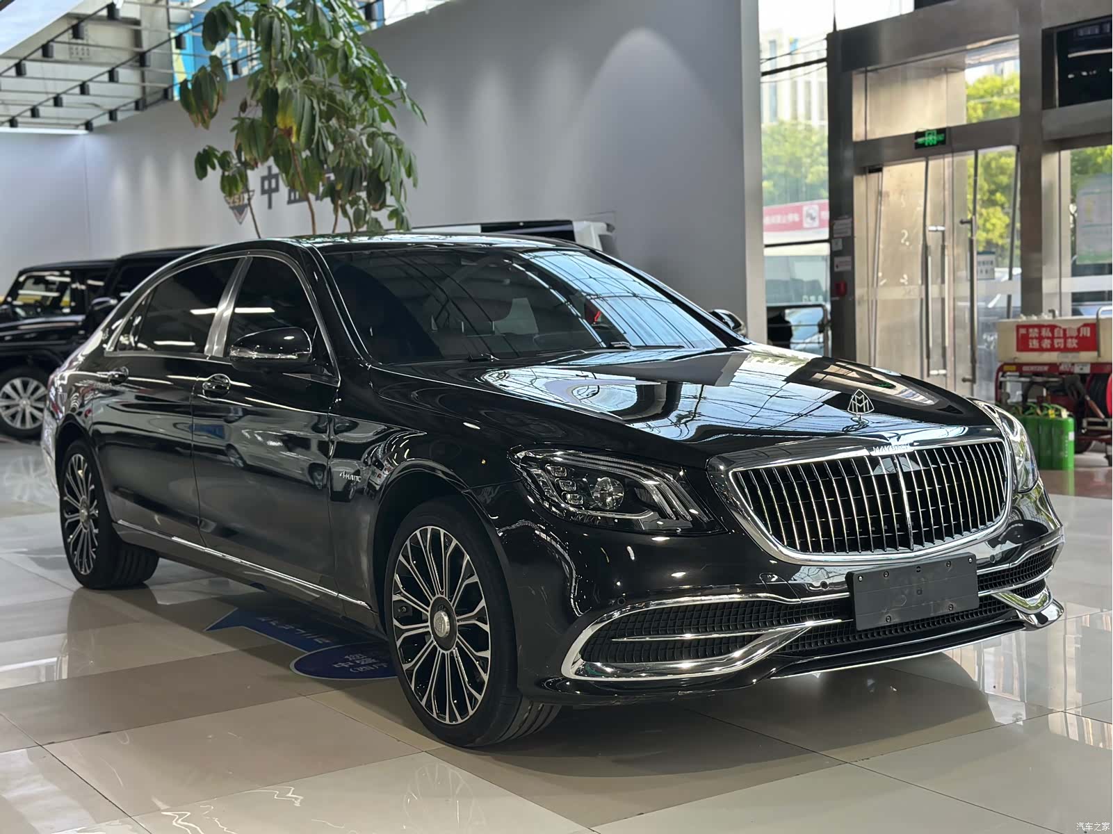 Maybach S-Class, 2020 все фото