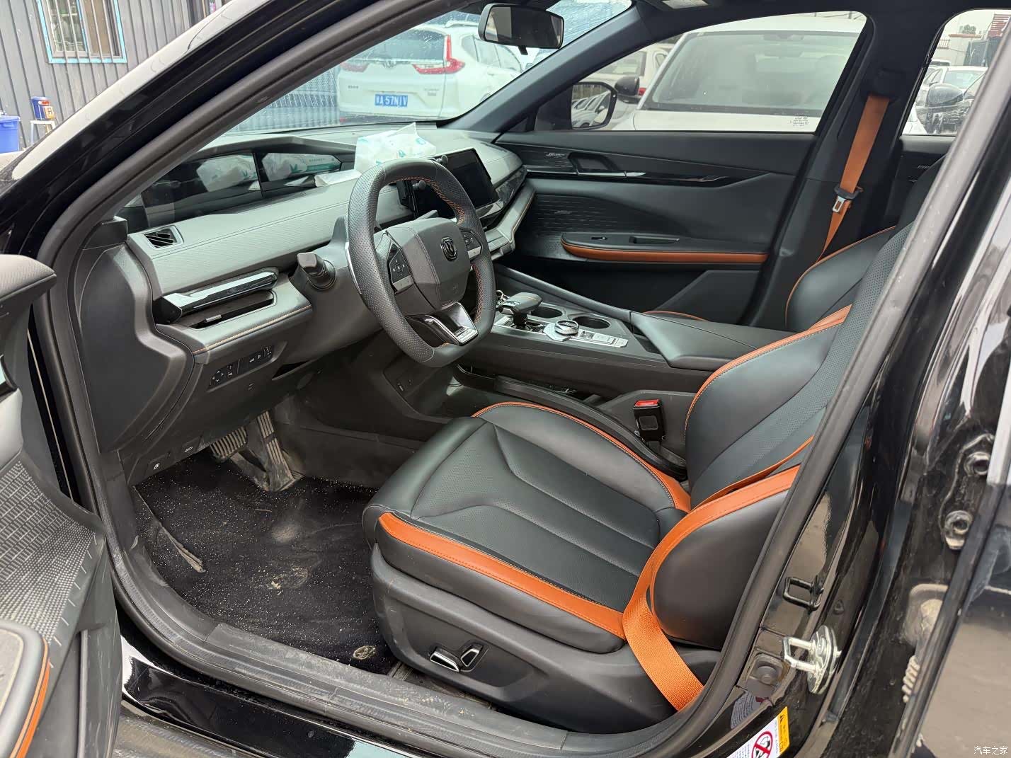 Changan UNI-V, 2023 6