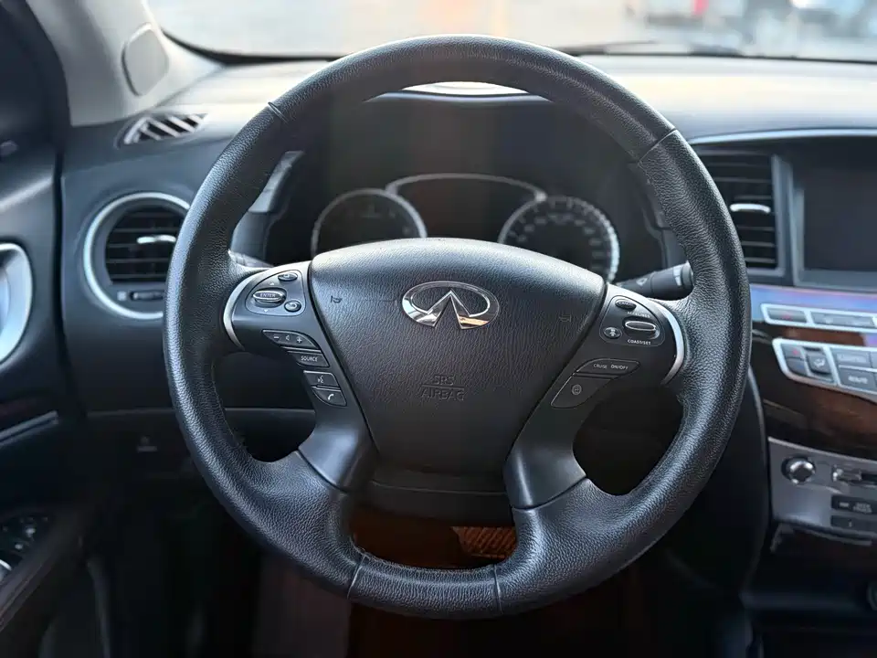Infiniti JX