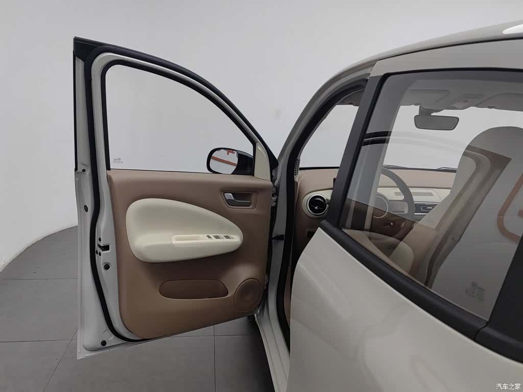 Wuling MINIEV, 2025 8