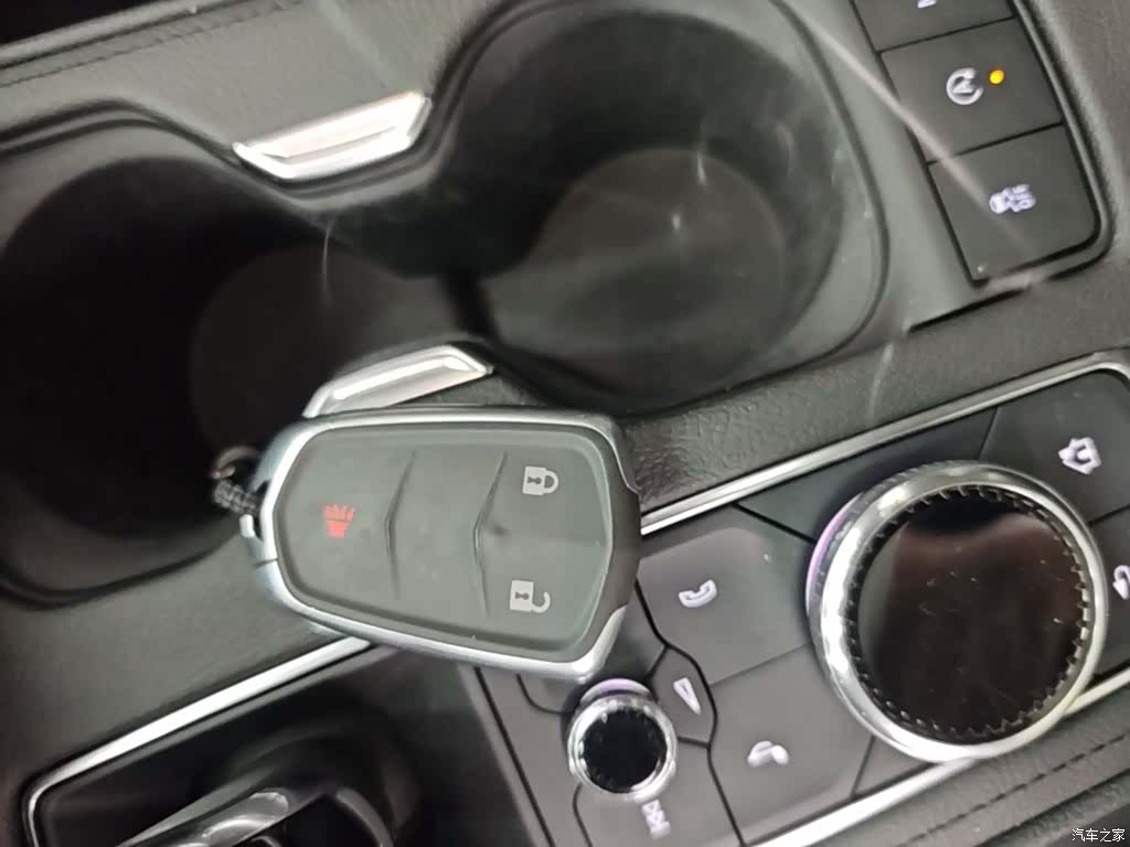 Cadillac XT4, 2021 9