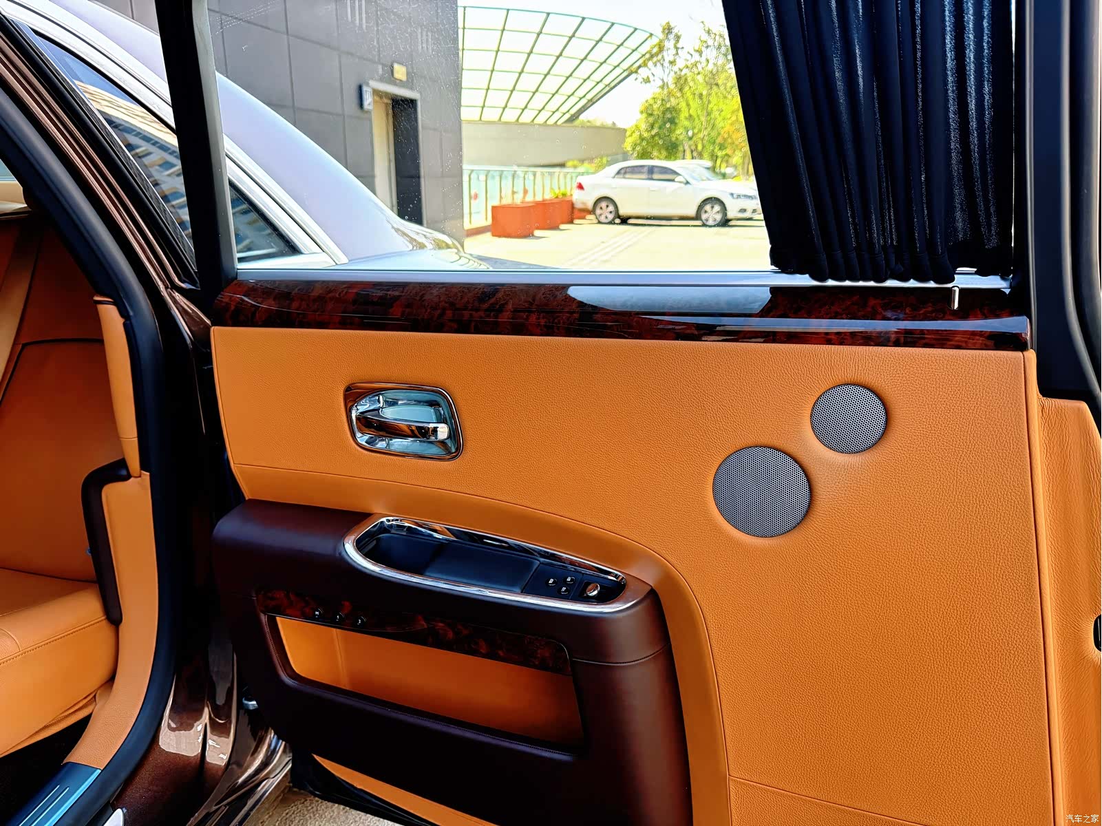 Rolls-Royce Ghost, 2014 36