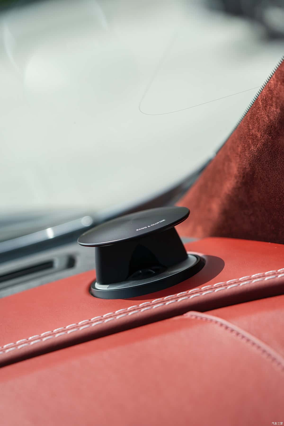 Aston Martin Vanquish, 2013 22