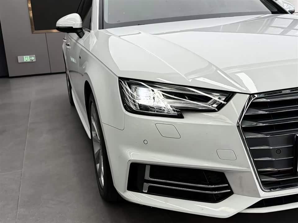 Audi A4L