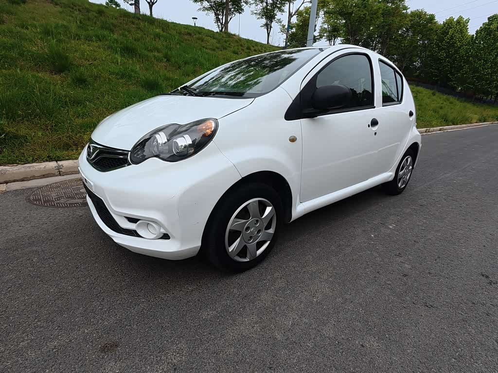 BYD F0
