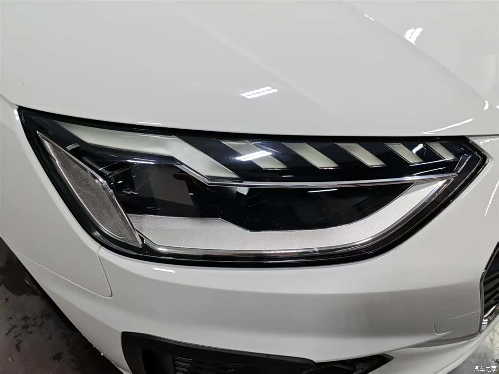 Audi A4L, 2021 13