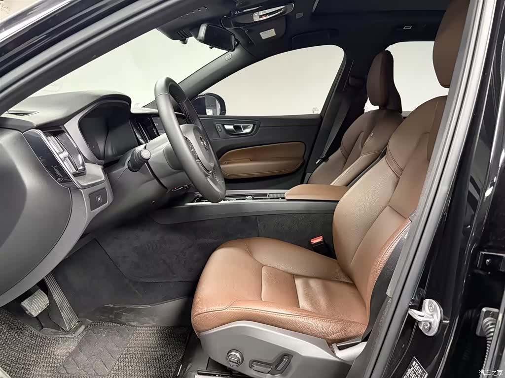 Volvo XC60, 2024 9