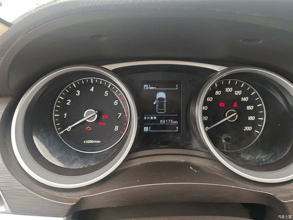 Wuling 730, 2018 4