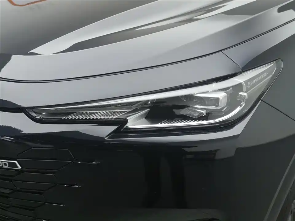 Changan UNI-K Smart iDD