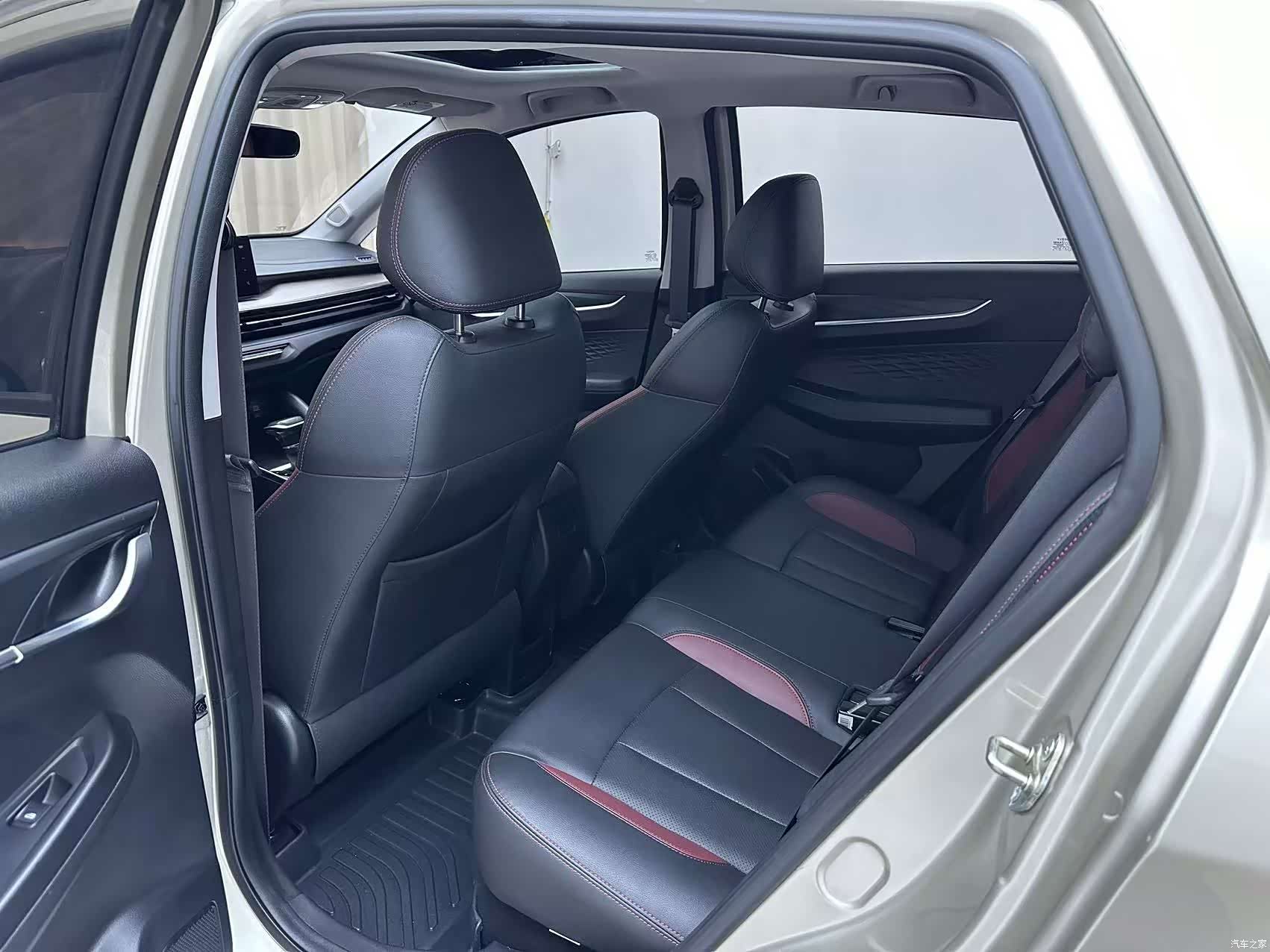 Geely X3, 2022 12