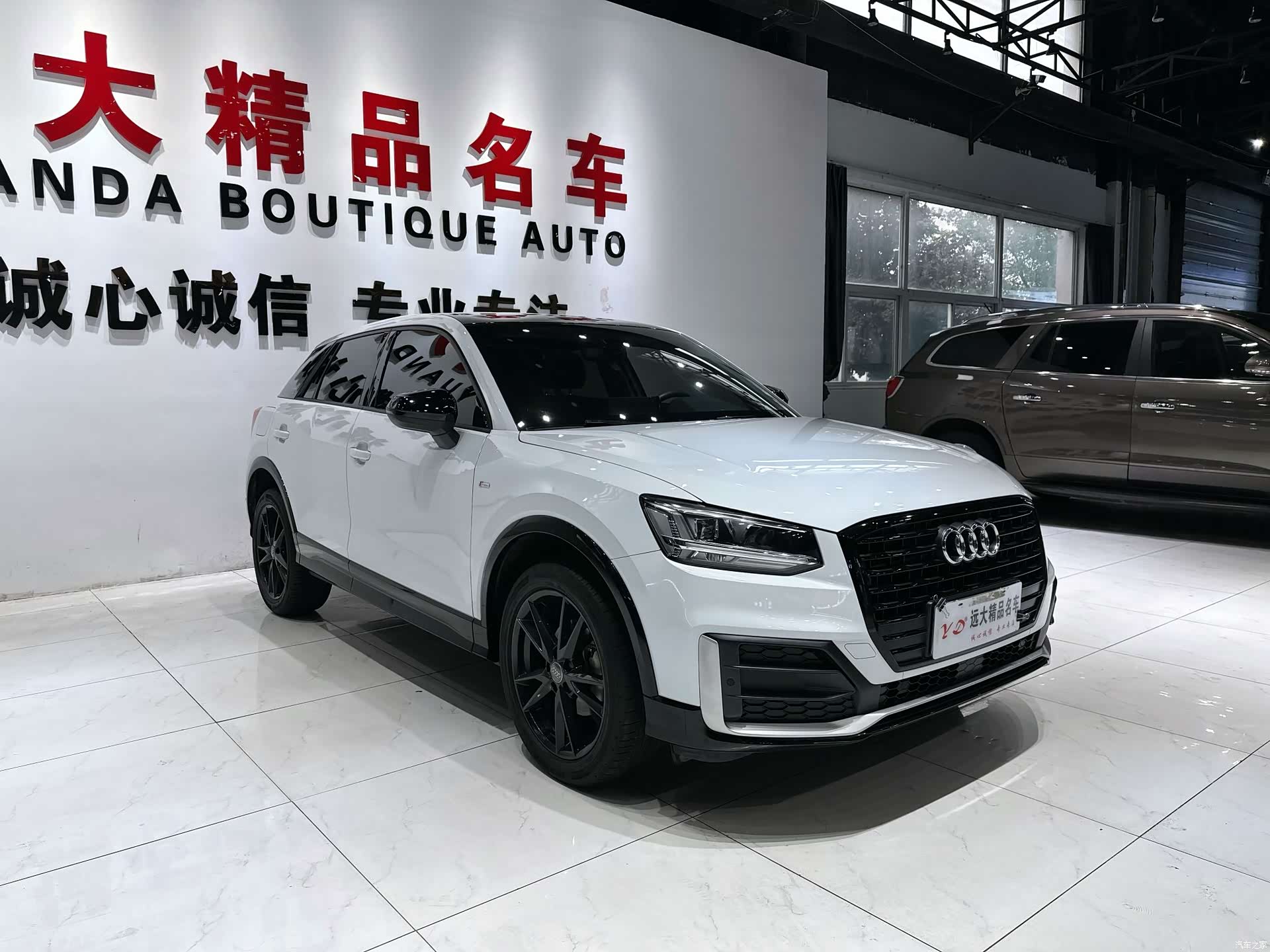 Audi Q2L, 2020 3