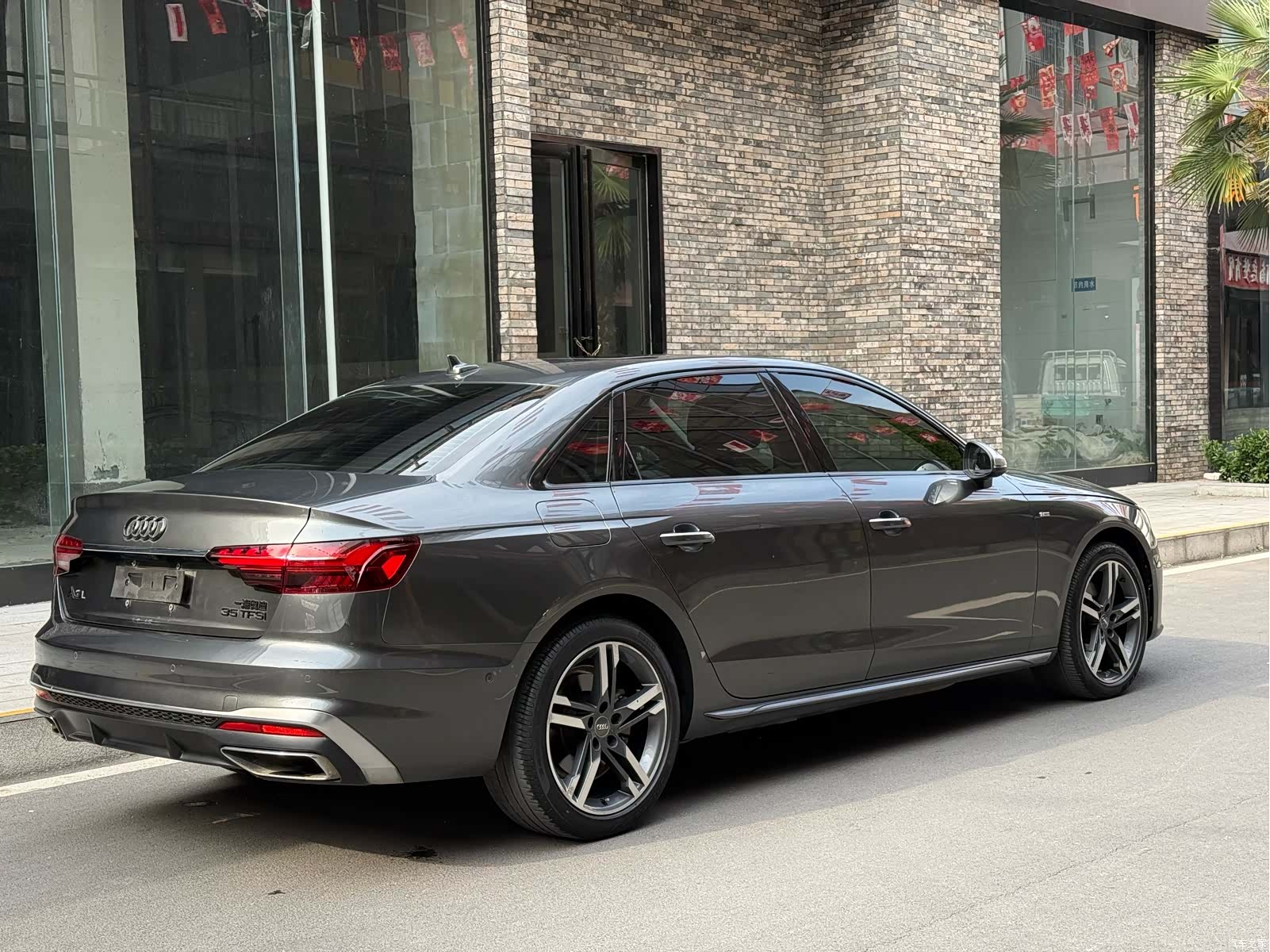 Audi A4L, 2021 9