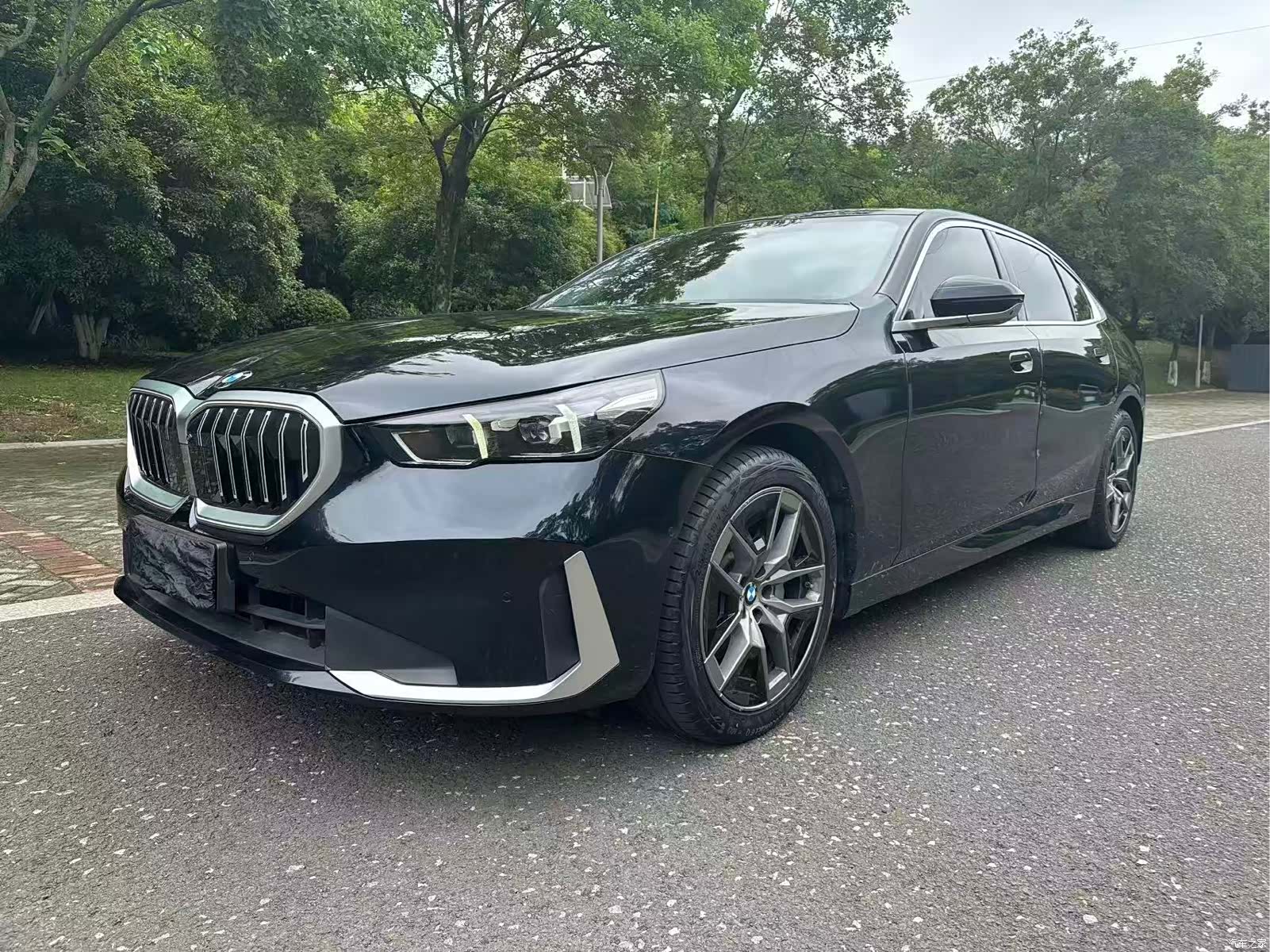 BMW 5 Series, 2025 1