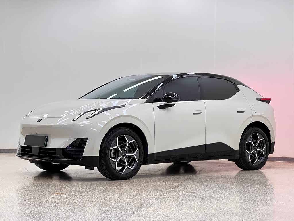 Lynk & Co Z20