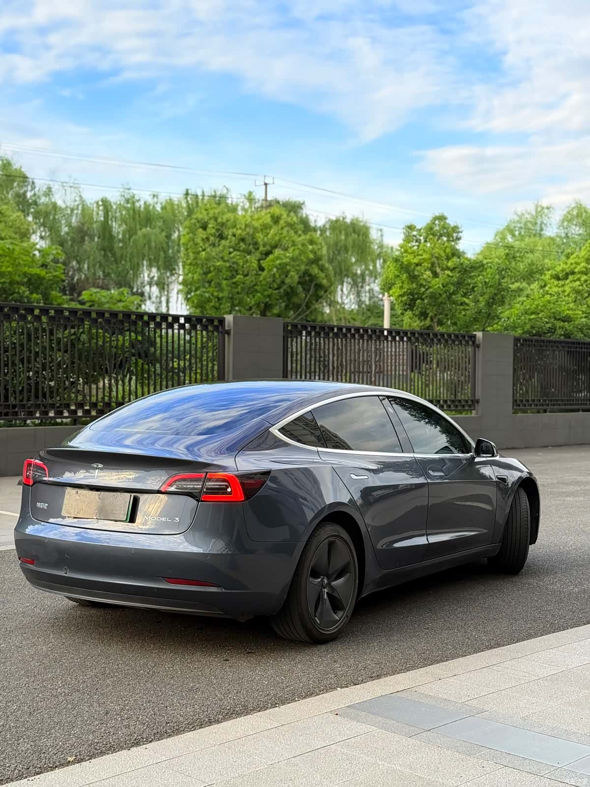 Tesla Model 3, 2020 4