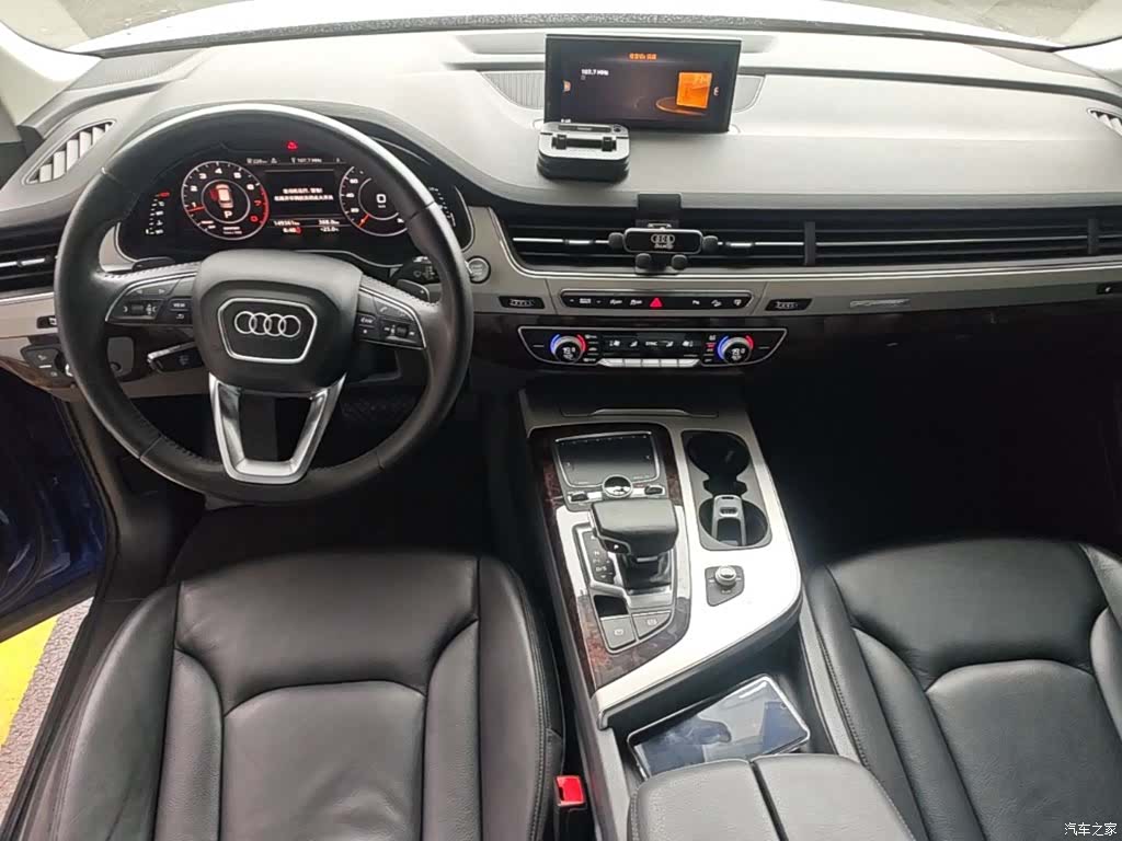 Audi Q7, 2016 10