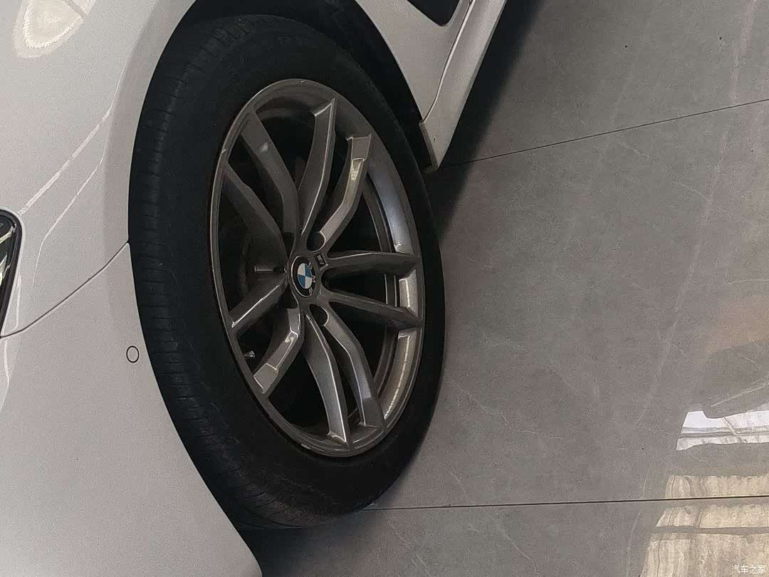 BMW 5 Series, 2018 17