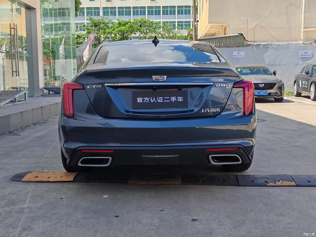 Cadillac CT5, 2022 все фото