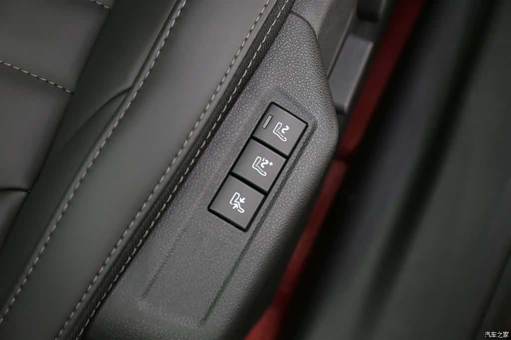 Citroen C6, 2022 15