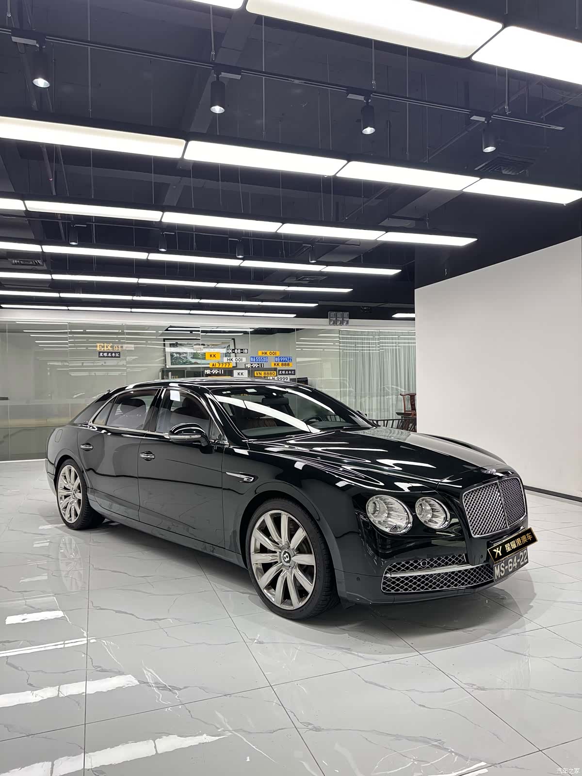 Bentley Flying Spur, 2014 все фото
