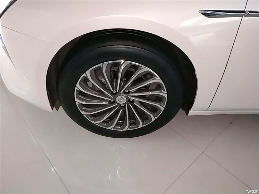 Buick LaCrosse, 2024 23