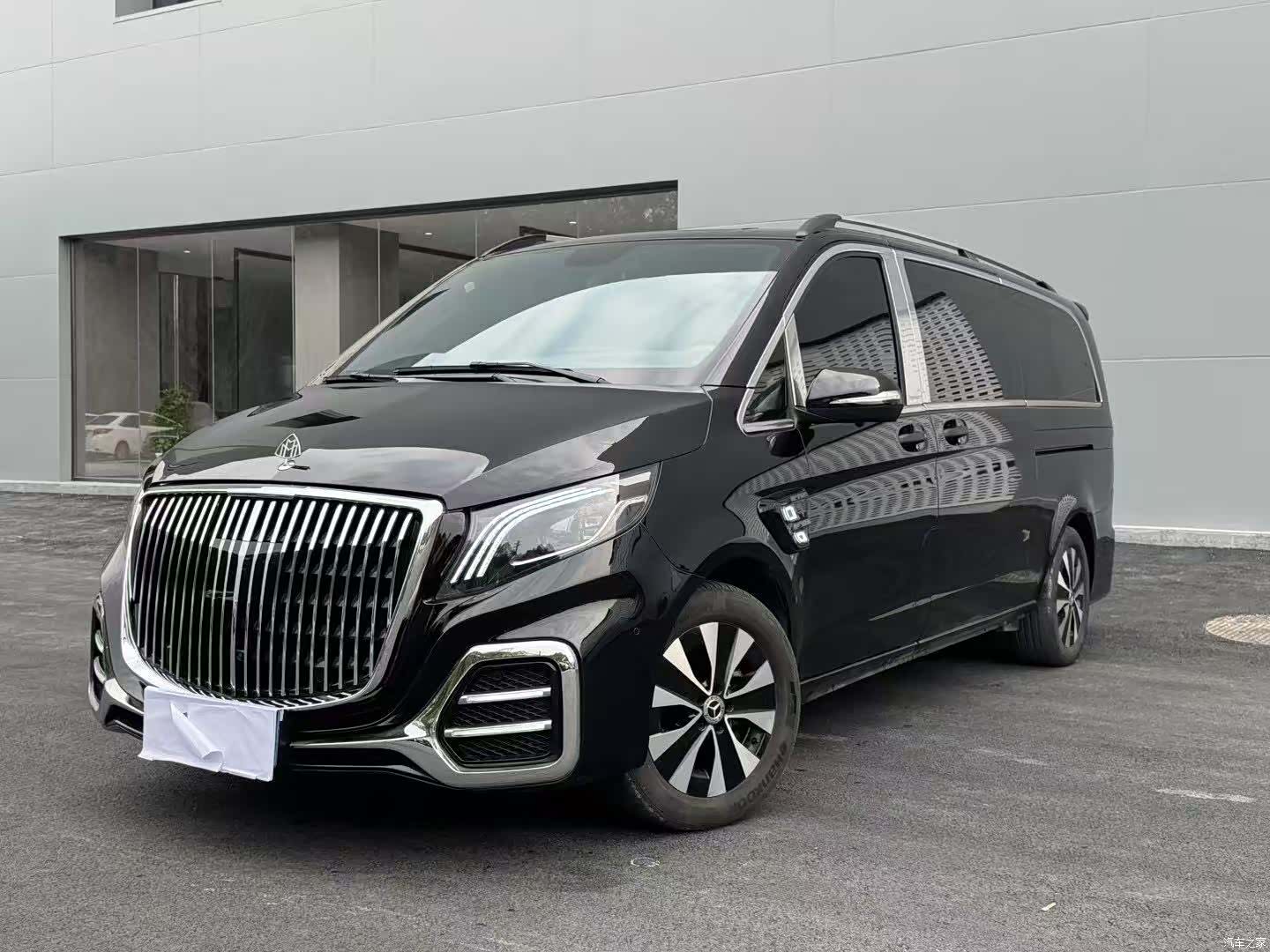 Mercedes-Benz 7, 2024 1
