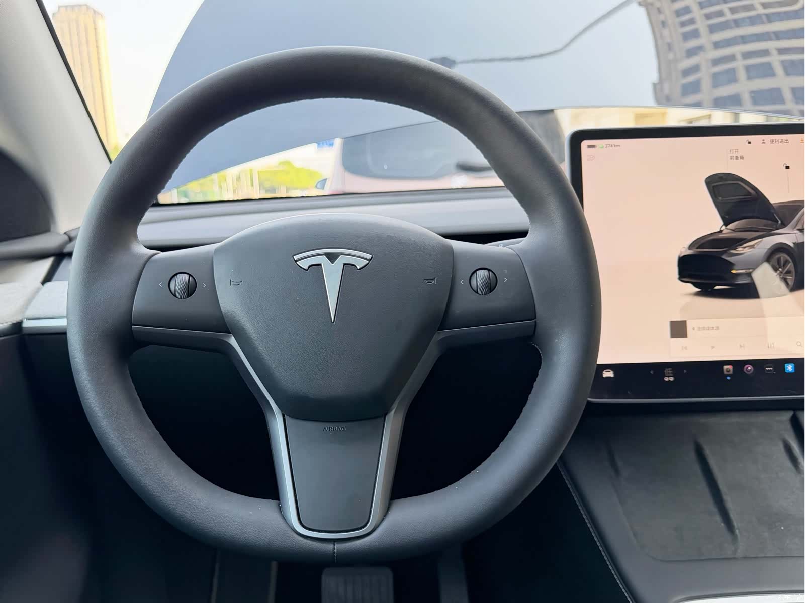 Tesla Model Y, 2024 8