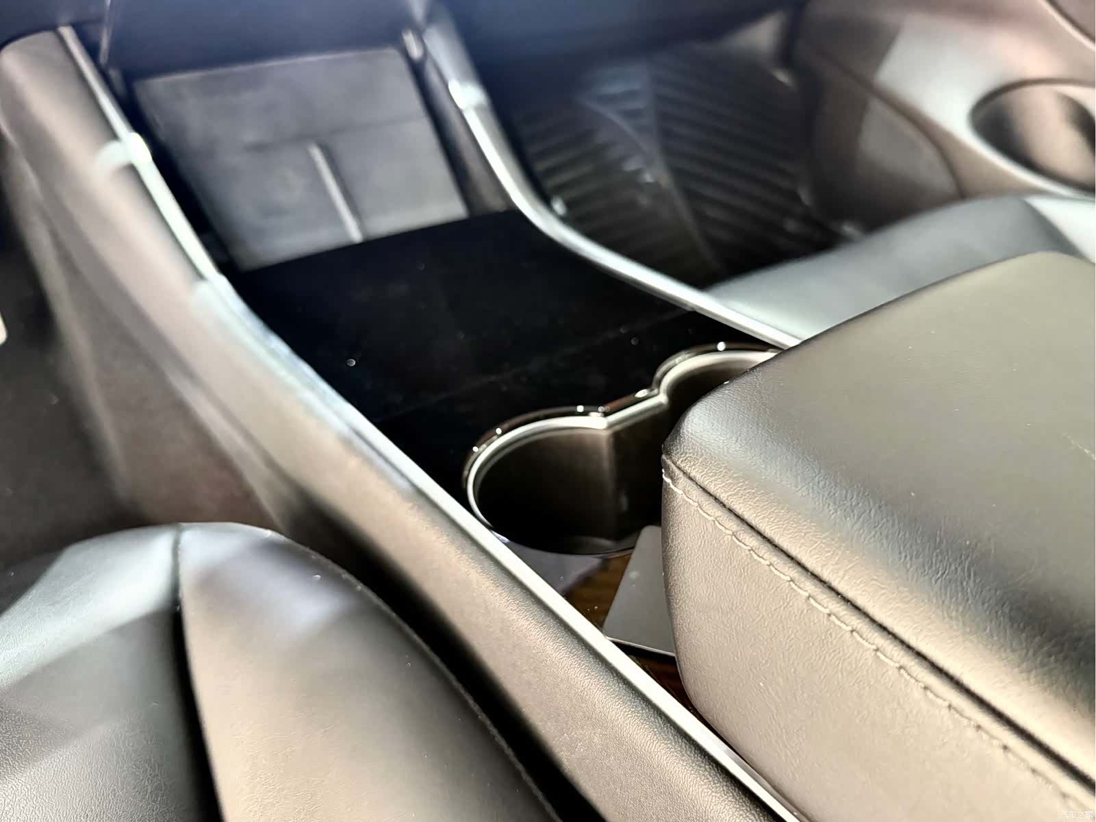 Tesla Model 3, 2020 10