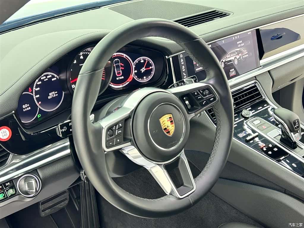 Porsche Panamera, 2018 7
